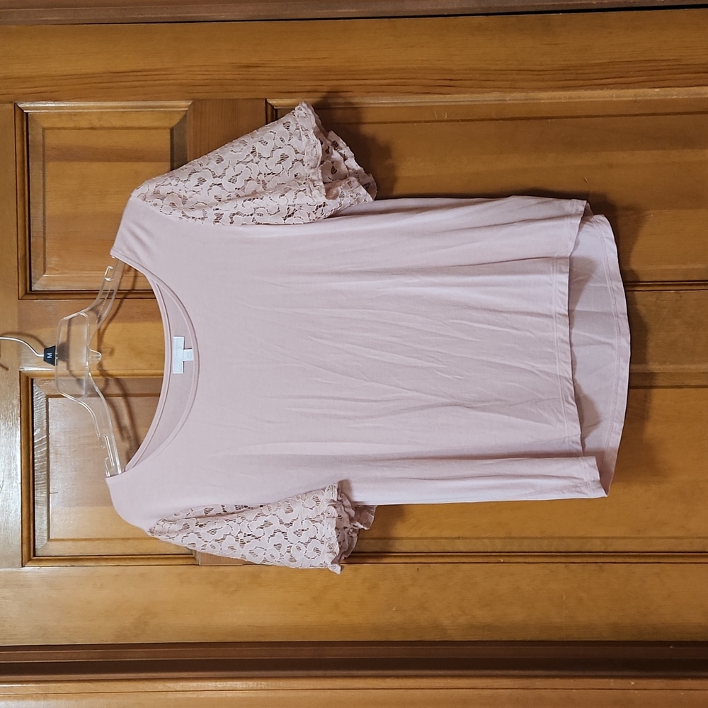 14th & Union Pink Women's Top Size Small, Crochet Sleeves, EUC